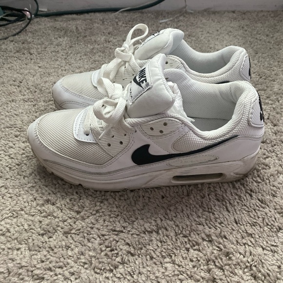 Nike Air Max 90 white running shoes size 9US - Picture 3 of 16